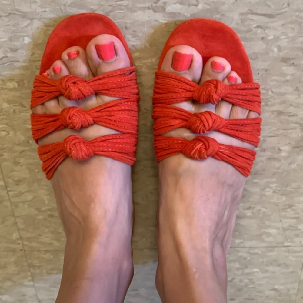 Joe’s Jeans Slides